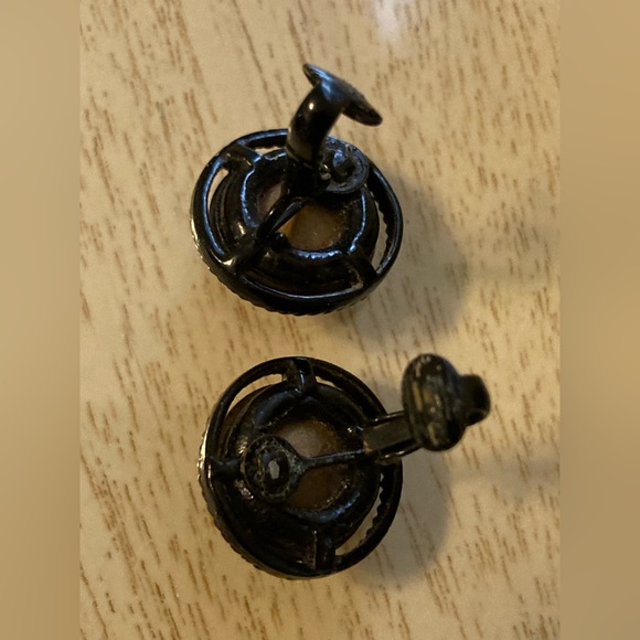 Fantastic vintage Rivoli rainbow volcano crystal clip on earrings - Picture 5 of 5